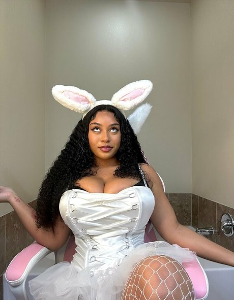 milkmamijasfree only fans leak nude