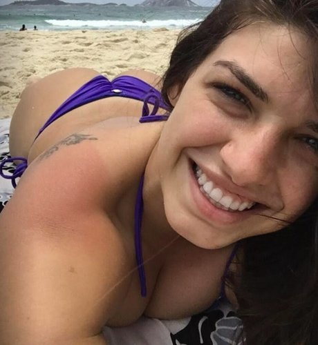 MacKenzie Dern leaked naked onlyfans