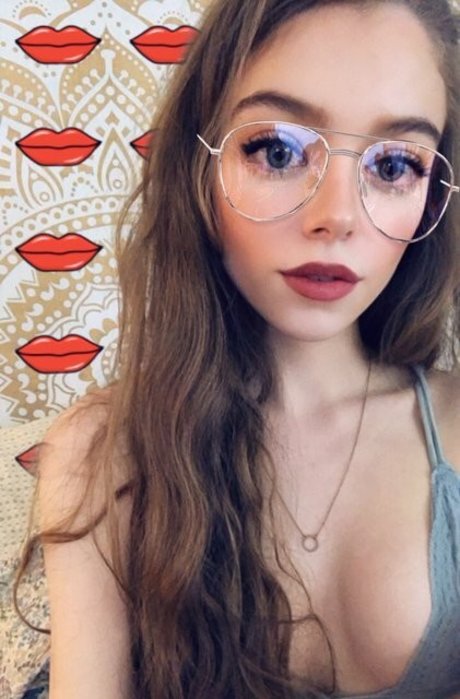 Rose Castella nsfw onlyfans