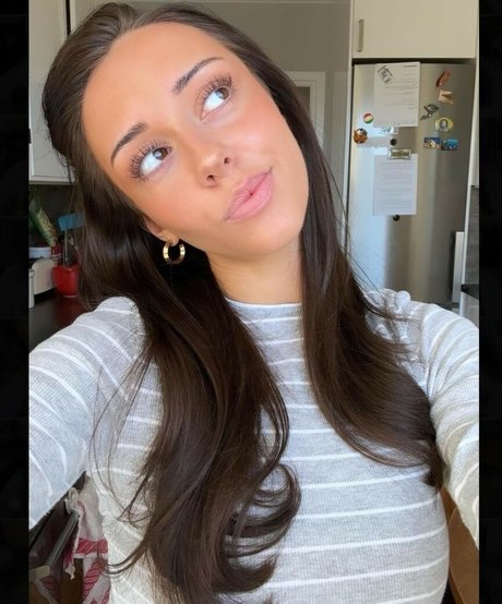 Leia Goransson onlyfans star