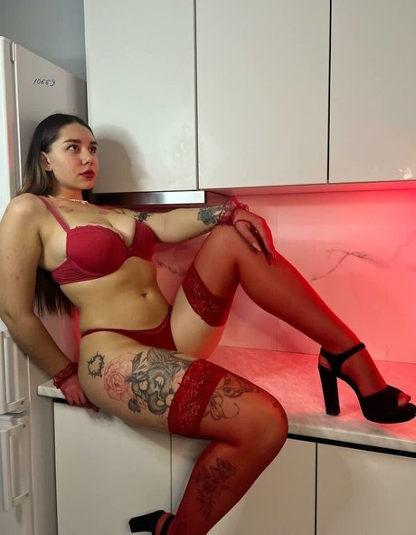 leya le onlyfans star