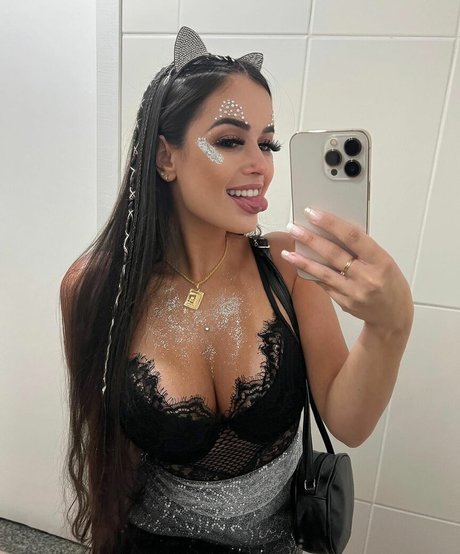 Eduarda Wolker onlyfans nude photos