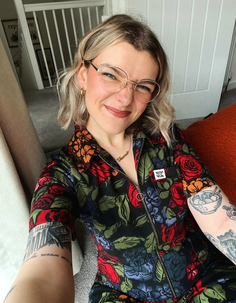 Emmalition strip onlyfans