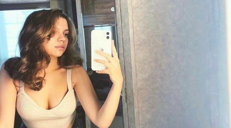 Cree Cicchino onlyfans boobs