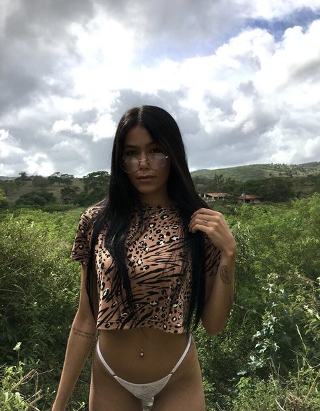 EvilHotGirll onlyfans tits