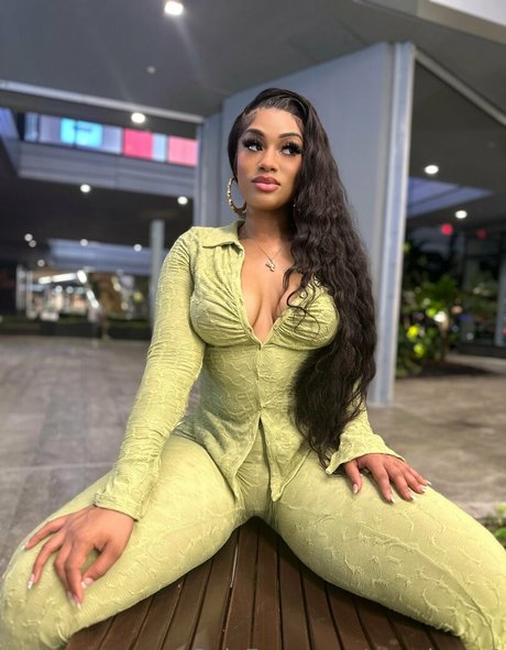 nynyirene1 porn onlyfans