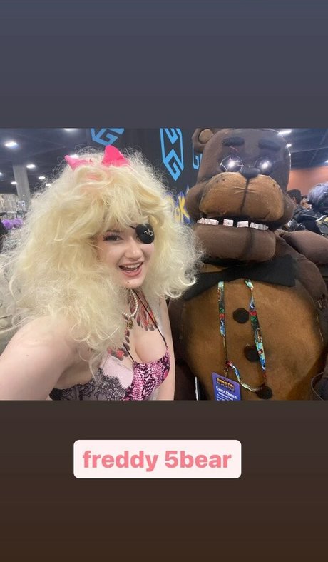 milf orgy onlyfans top illustration