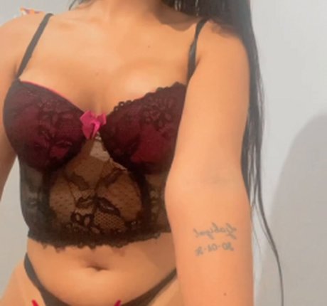 Naiara Love onlyfans content type