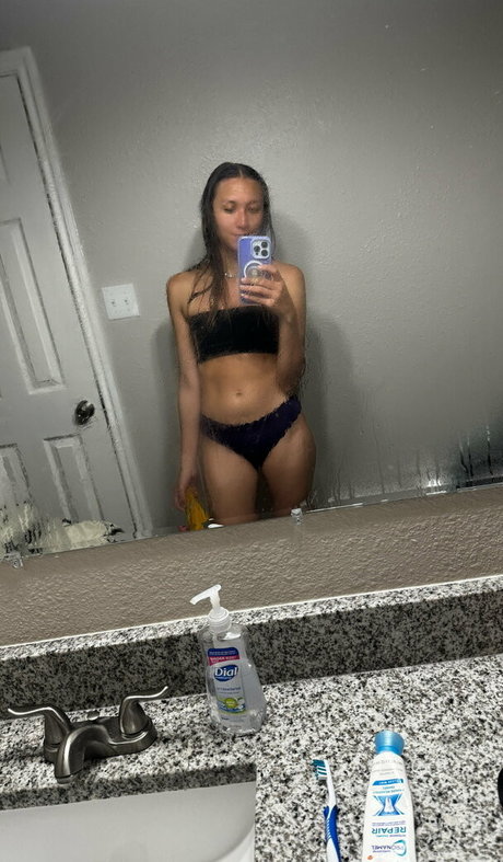 Nikita Crump onlyfans nudes