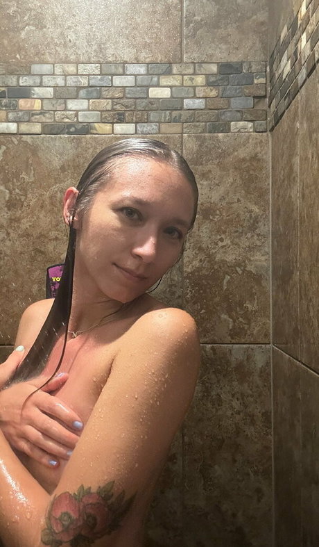 Nikita Crump onlyfans leaked.