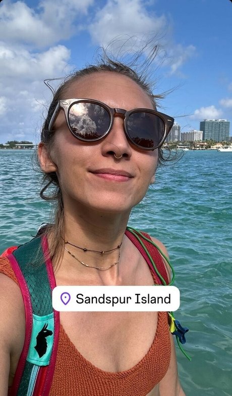 Nikita Crump onlyfans naked pics