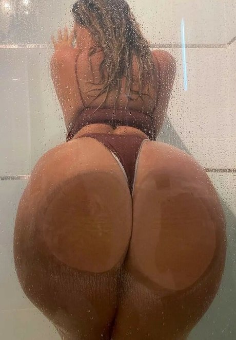 Hannah Olivia naked onlyfans leaks