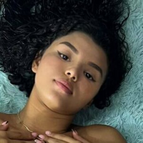 camiioooo naked on onlyfans