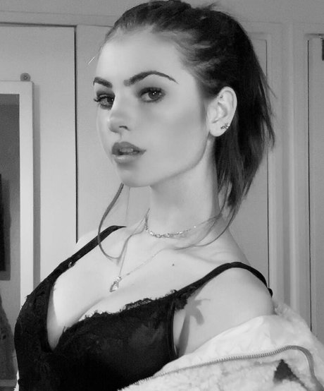 skyepastapins desnuda onlyfans