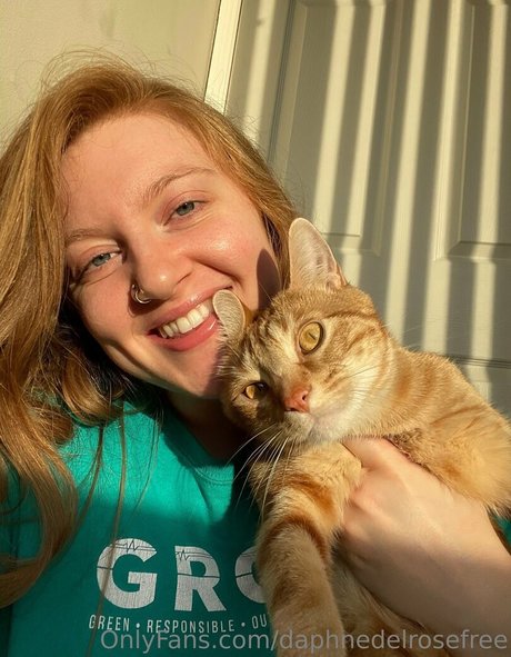 daphnedelrosefree only fans.