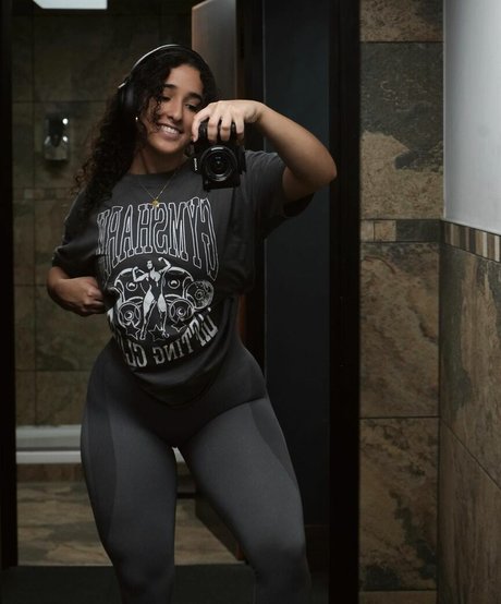 RebeccaBradley__ onlyfans model