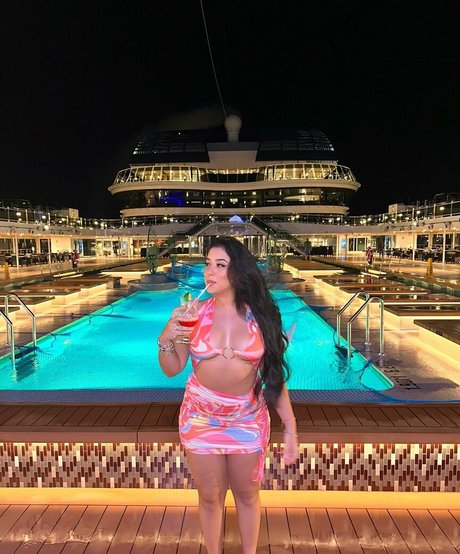 Cinthia Cruz onlyfans nude content