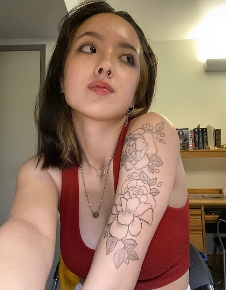 Earth s ASMR Profile pic