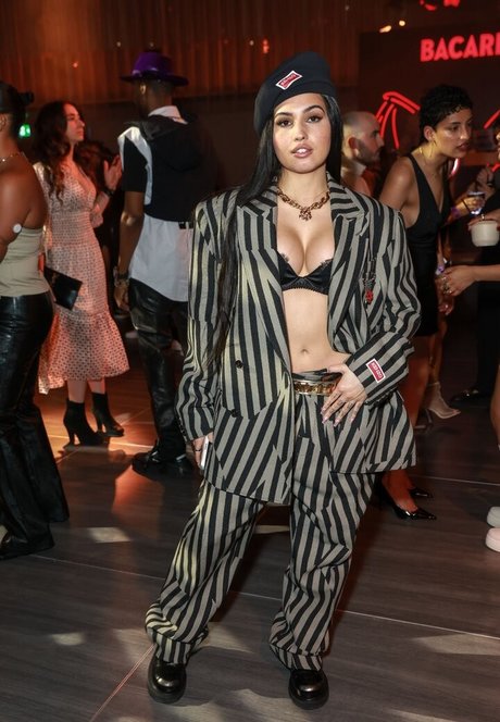 Mabel McVey naked onlyfans leaks