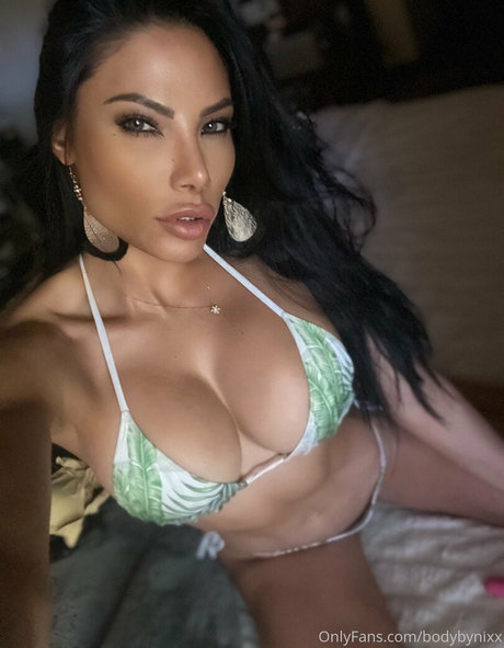 sweetnspicy1xxx only fans nude