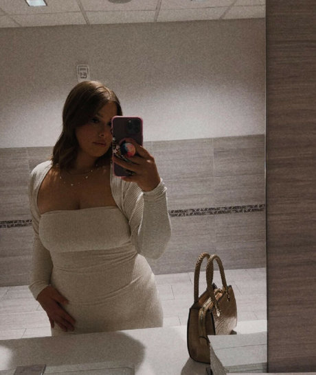 Casey Lewis leaked nude onlyfans