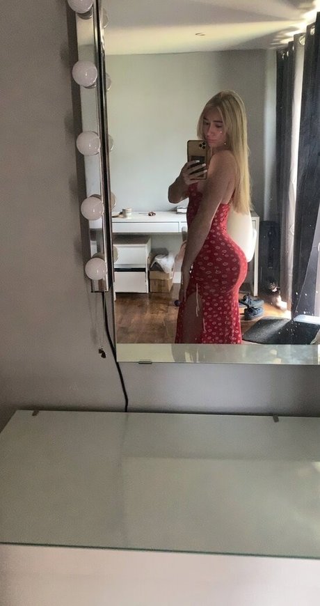 a mae 04 onlyfans content leaked