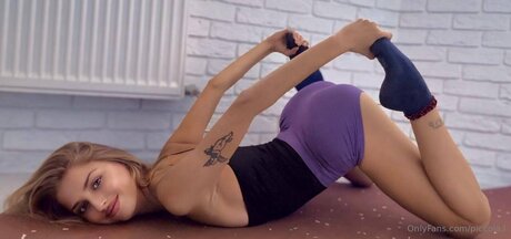 piccola l xxx onlyfans