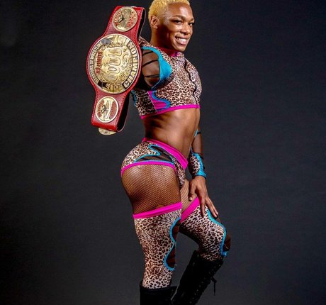 Sonny Kiss onlyfans nude leaked