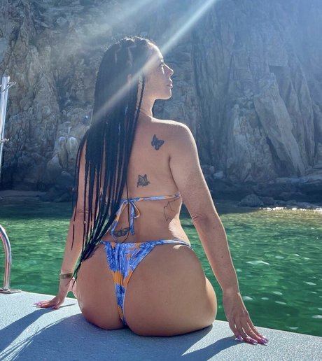 Maya Michelle Rew onlyfans nide