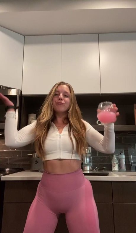 Katrina McKenna only fans pictures