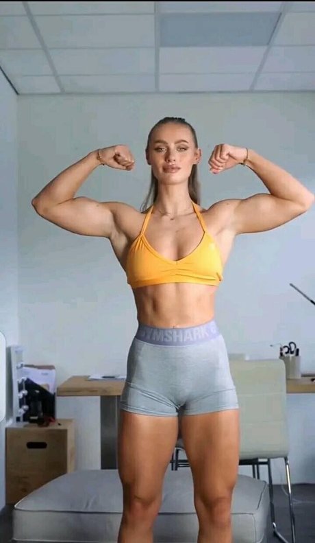 Guusje Van Geel onlyfans xxx