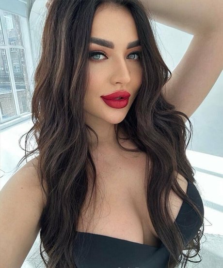 mila moon only fans sex