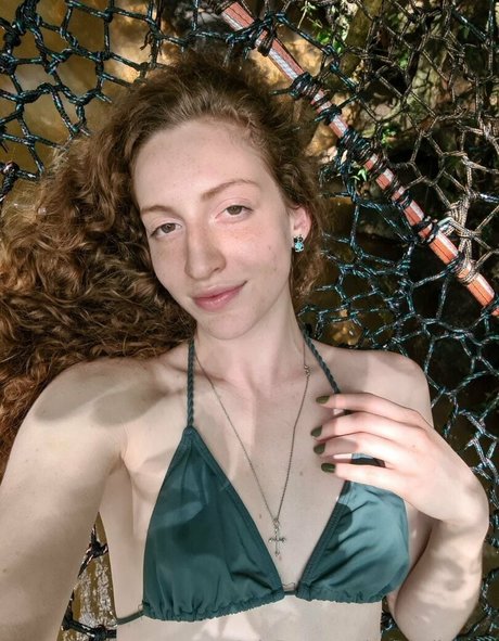 laviniatiburski onlyfans leak nudes