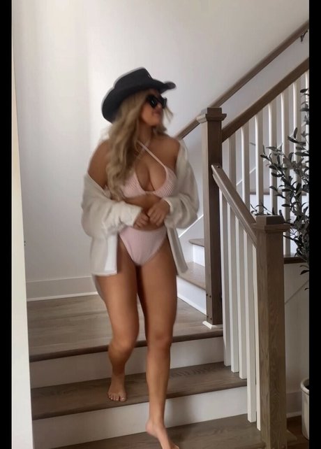 Maddie Perry onlyfans strip