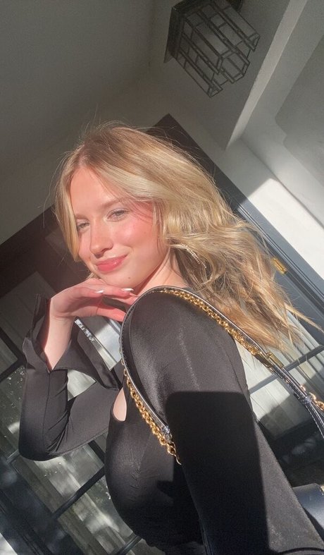 Carsen R onlyfans nide