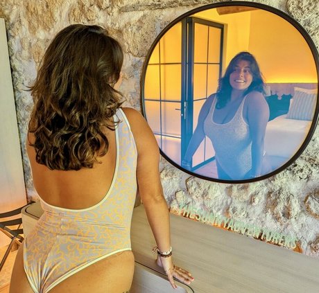 Milla Chats free onlyfans