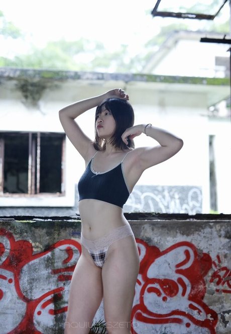 Cutie Afra onlyfans model images