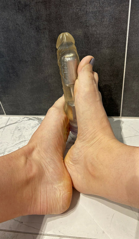 Soft Pleasure is on onlyfans