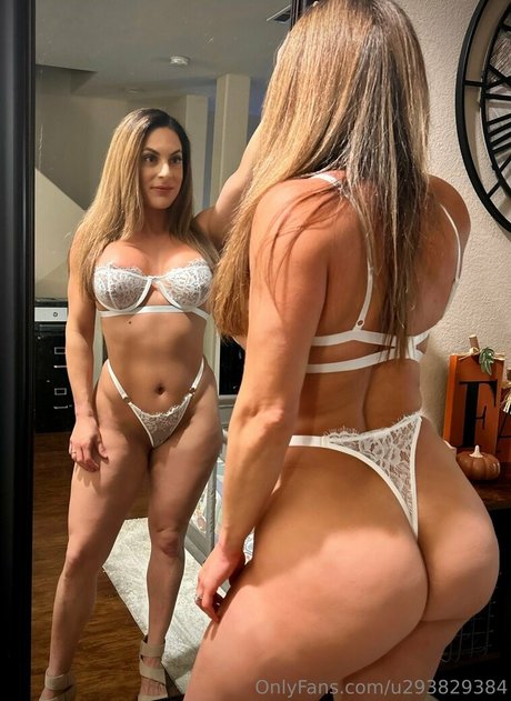 XSoCalHotwifexTFx onlyfans leak