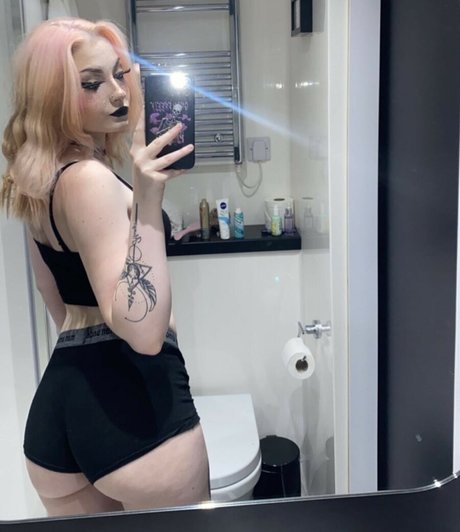 Miranda Felicia leaked onlyfans