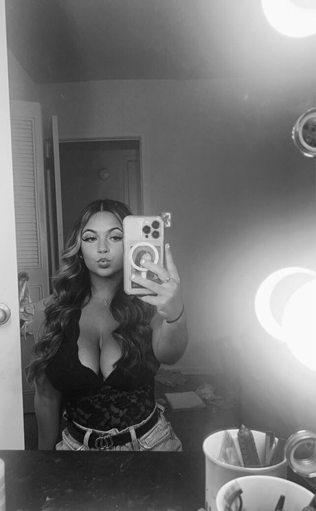 Ava Schillaci naked leaked onlyfans