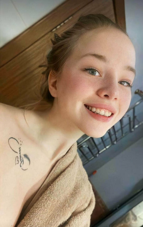 lolly derry18 only fans nude