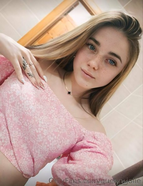 lolly derry18 onlyfans leaked xxx