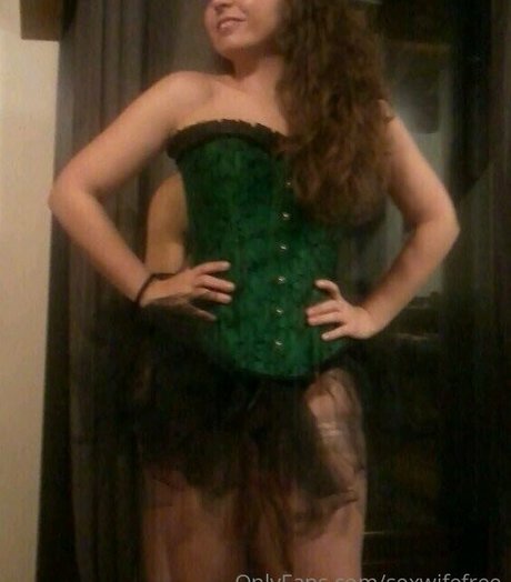 sexwifefree onlyfans leaks nudes