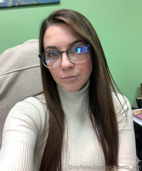 Elizabeth ash leak only fans