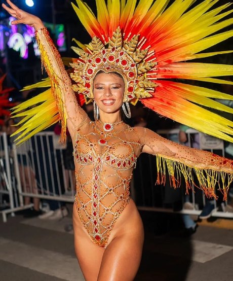 Agos Lamonaca onlyfans