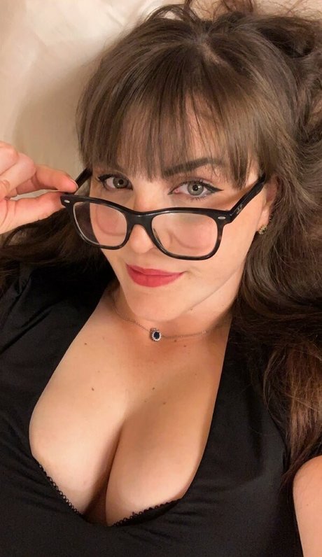 cowsismite onlyfans model