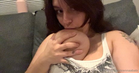 siennaababi boobs onlyfans