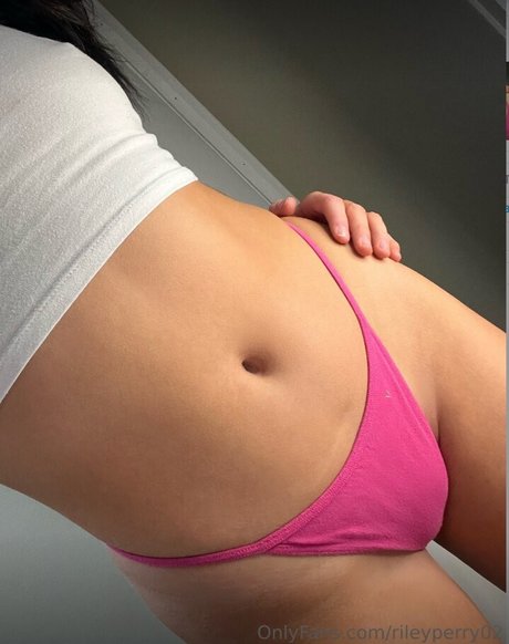rileyperry02 onlyfans photo