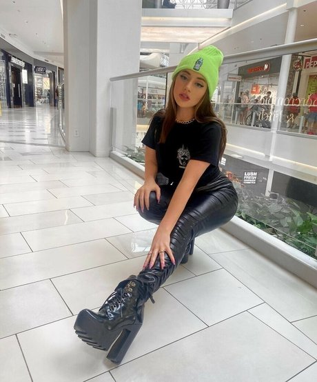 Mae Welsch sex tape onlyfans